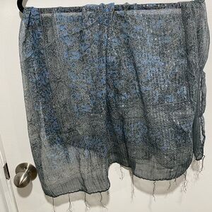 Blue and Gray Patterned Scarf